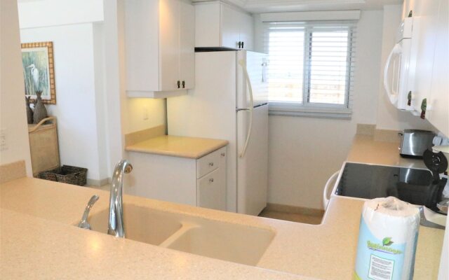 Jamaica Royale - 801 - 2 Br Condo