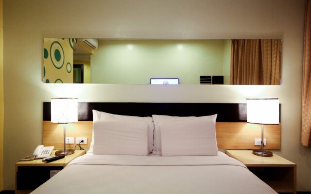 Go Hotels Iloilo