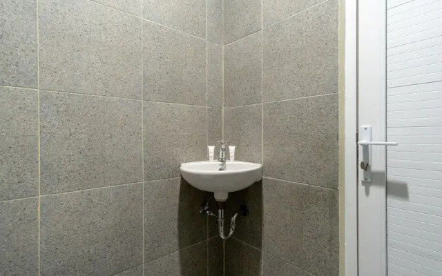 OYO 1185 Bukit Toedjoeh Residence Syariah