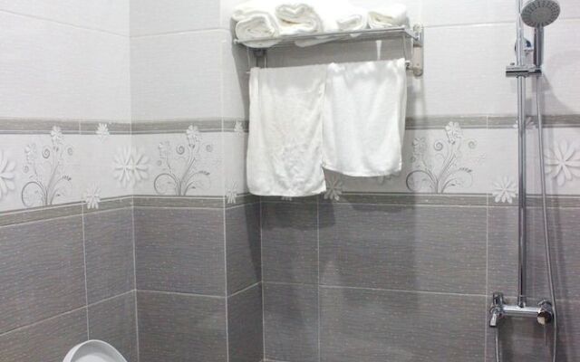 Sunshine Ha My Beach Villa