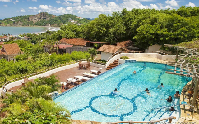 Pelican Eyes Resort & Spa
