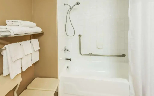 Super 8 Calgary/Airport