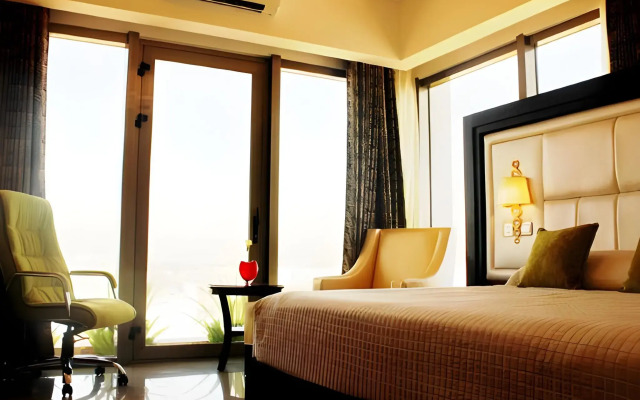 Central Park Tower Resort