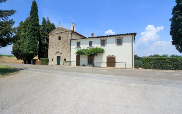 Trianon Country