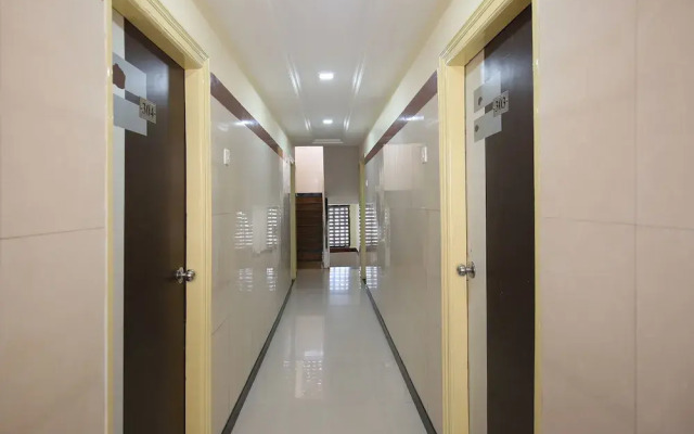 OYO 22672 Hotel Sai Bhushan