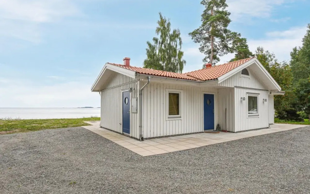 Nice Home in Mellerud With 3 Bedrooms
