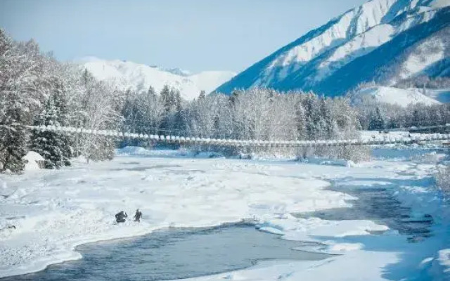 naked Home · Hemu Altay