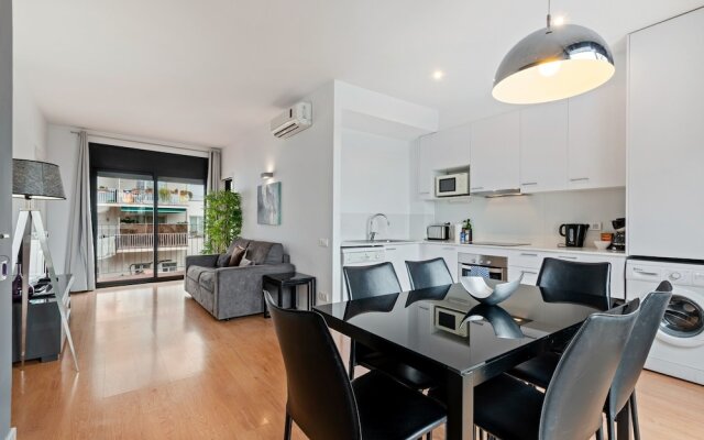 Modern and Chic Apartments in Gracia