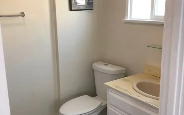 Unique 2 Bedroom in Burbank