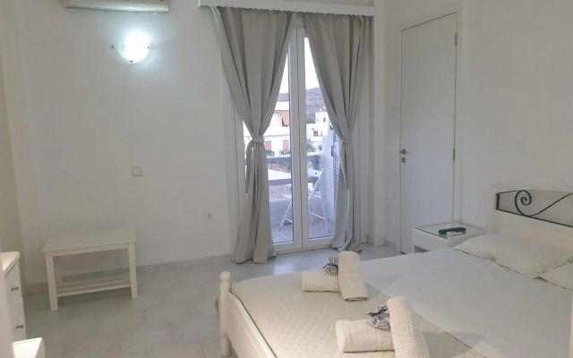 Syros Holidays