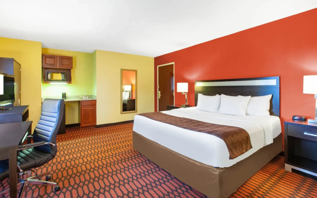 Baymont by Wyndham Harrisburg