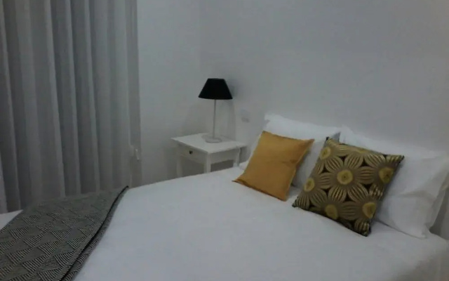 Aveiro White House