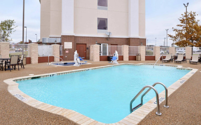 Hampton Inn & Suites Greenville