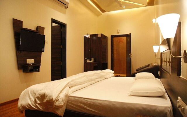 Treebo Trend Popular Hotel
