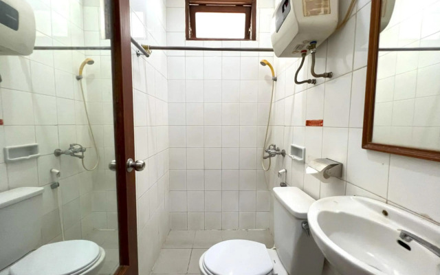 OYO 3819 Hotel Winotosastro