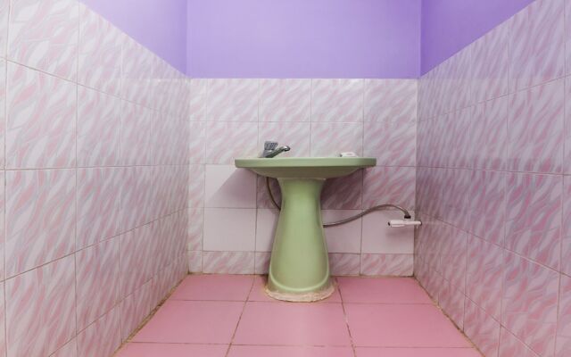 OYO 22918 Hotel Sadanand Mourya Lodging And Boarding