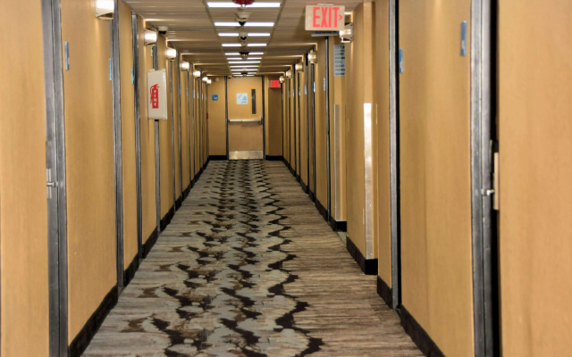 Clarion Pointe Jacksonville near Camp Lejeune