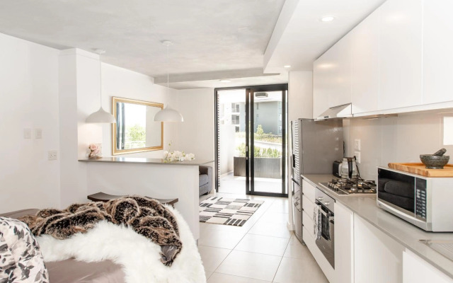 Coral Point Studio 107