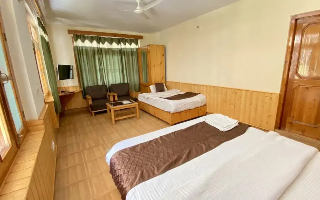 Hotel Purnima River View