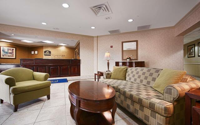 Riverview Inn and Suites