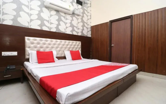A K Regency Hotel By OYO Rooms