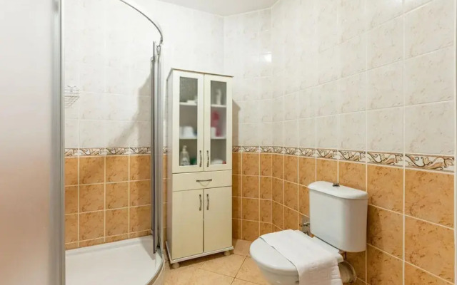 Flat With Shared Pool Near Sabiha Gokcen Airport