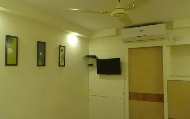 Dreamland Hotel