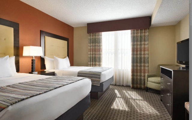 Garner Hotel Evansville East by IHG