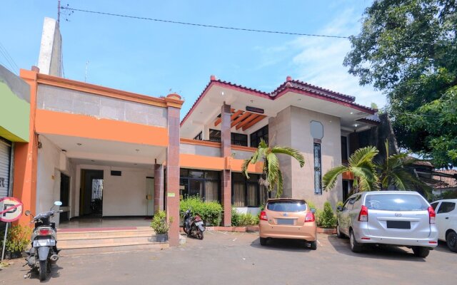 Airy Eco Stasiun Cirebon Siliwangi 87