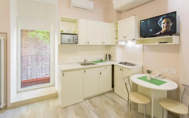 Basseynaya Apartments
