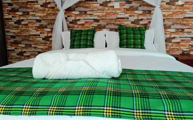Queen's Way Resort