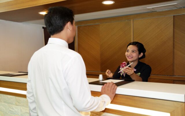 Super Hotel Yangon Kanbar Aye Road