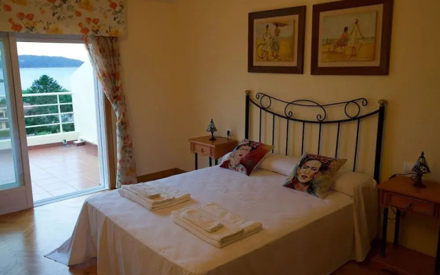 Casa Con Piscina en Perbes