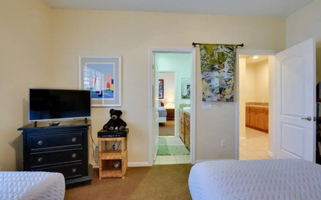 Pool, Patio & Grill: Desert Hot Springs Retreat!