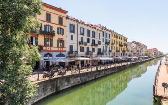 White Navigli