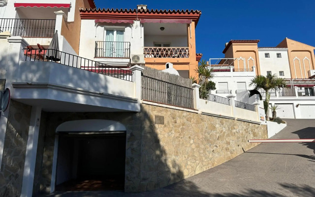 Spacious family villa Aljamar 8a