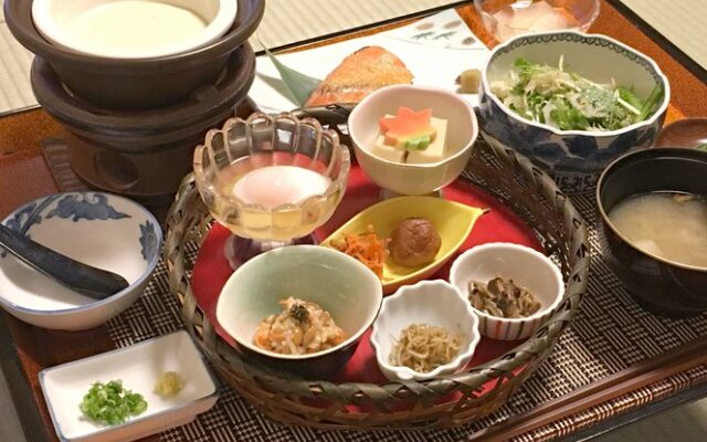 Harumiya Ryokan