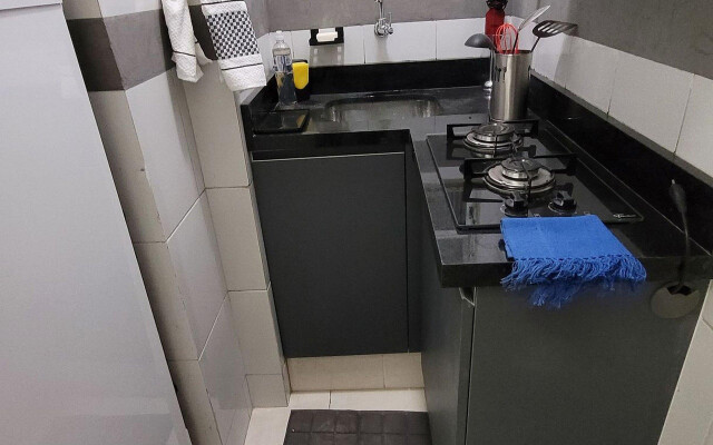 Quarto e sala novo e silencioso