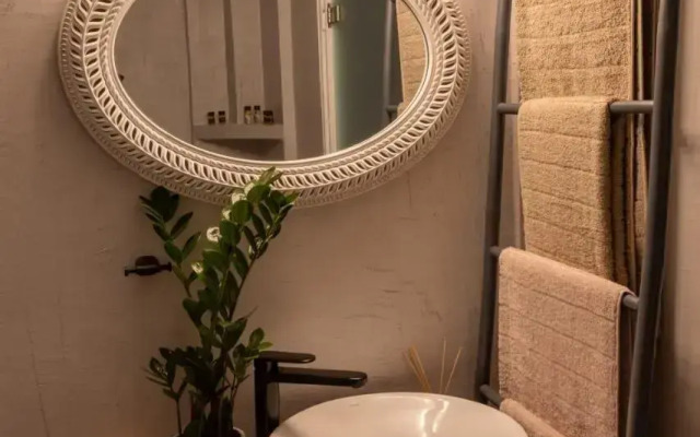 Ms Apartment