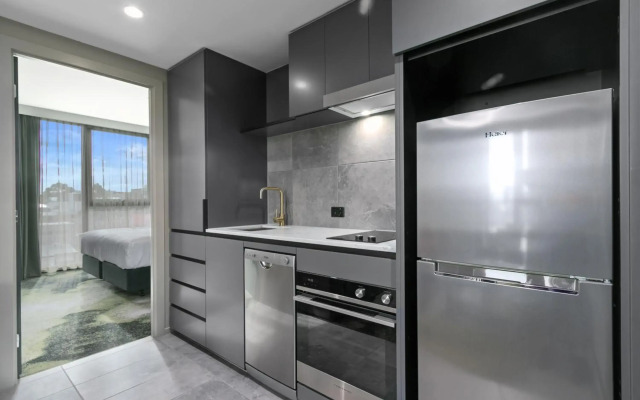 Melbourne City Apartment Hotel