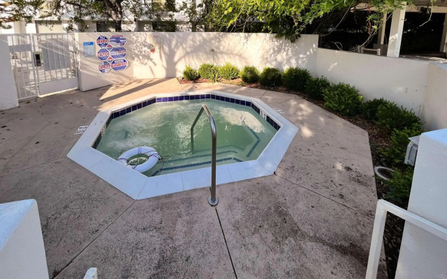 Motel 6 Belmont, CA - San Francisco - Redwood City