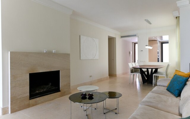 Monteros Hill Club Marbella Canovas (VC)