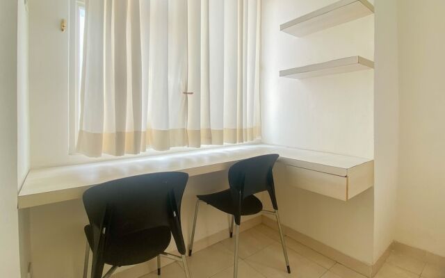 Homey And Cozy Stay Studio Margonda Residence 3 Apartment