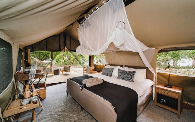 Tsowa Safari Island