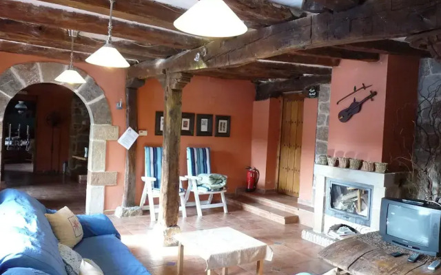 Casa Rural Los Abedules - Casas Valrural