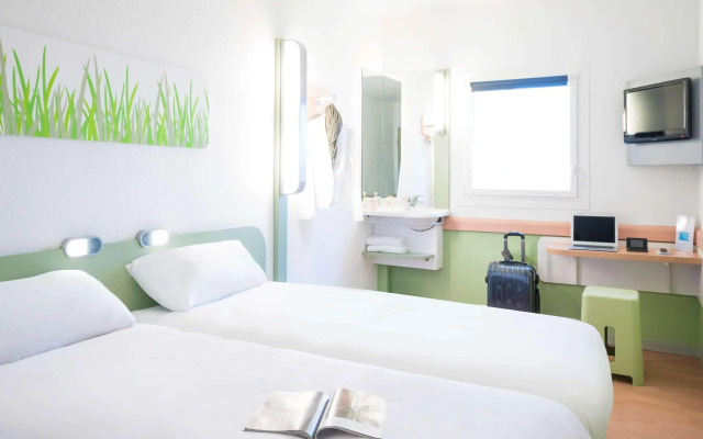 ibis budget Paris Porte de Montmartre Hotel