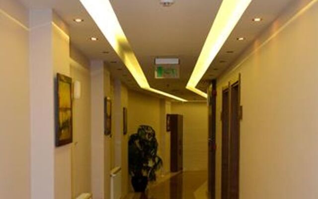 Engin Otel Izmir