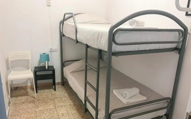 Arc House Sevilla - Hostel