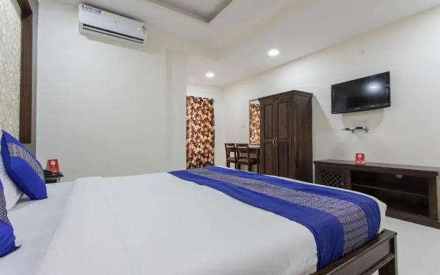 OYO 9387 Hotel Sunlight