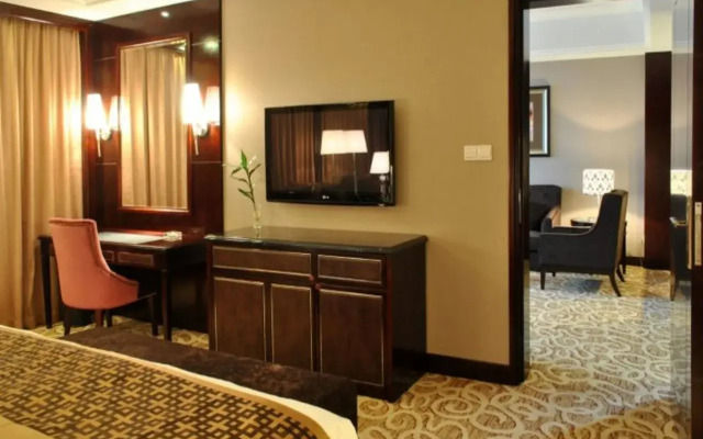 Qingyuan International Hotel
